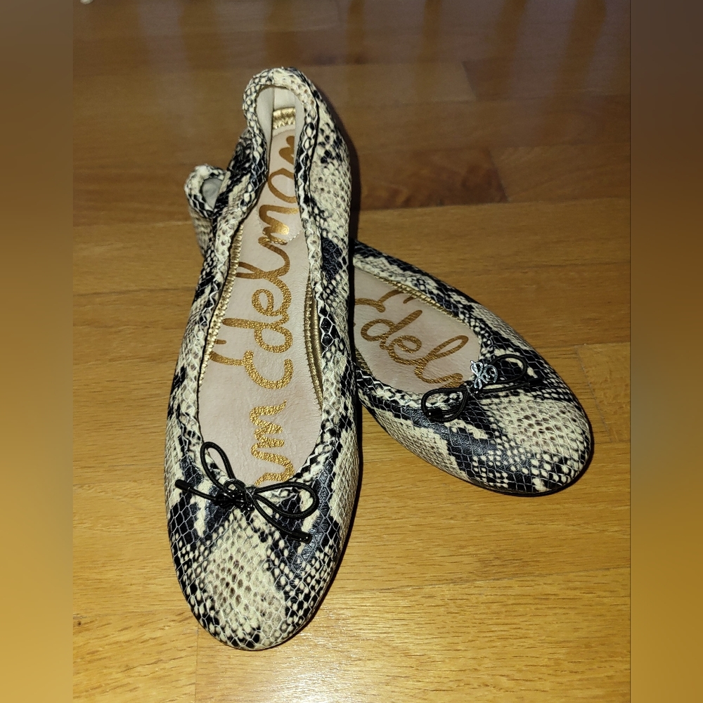 Sam Edelman Women's Felicia Ballet Flats Shoes Snakeskin Print Ivory/ Black 6M